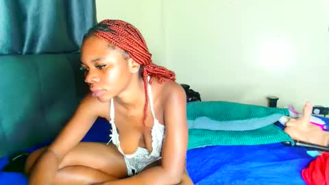 shee13 online show from October 2025 02:22:02 AM