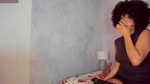 sheeylopez online show from November 2025 03:10:02 AM