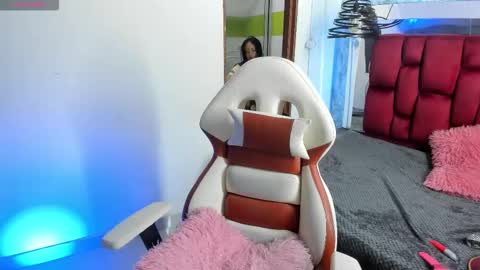 sheilly_brown online show from October 2025 07:27:01 PM