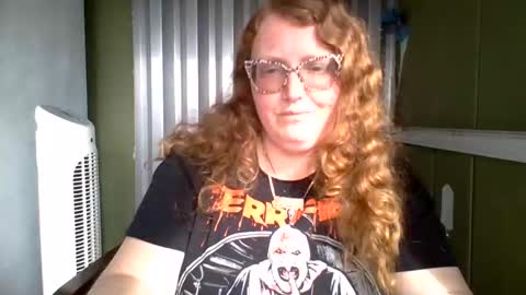 Red online show from March 2026 08:37:01 PM