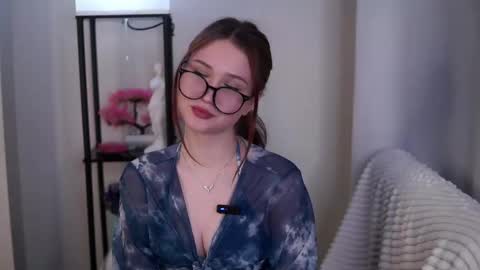 Lina online show from February 2026 01:50:02 PM