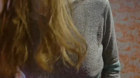 Erika online show from February 2025 08:22:01 PM