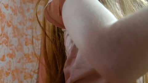 Erika online show from April 2026 01:56:01 AM