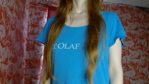 Snapshot of shelikessoymilk chatting on July 2026 05:52:01 PM Erika online show from July 2026 05:52:01 PM