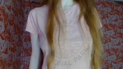 Snapshot of shelikessoymilk chatting on August 2026 09:40:02 PM Erika online show from August 2026 09:40:02 PM