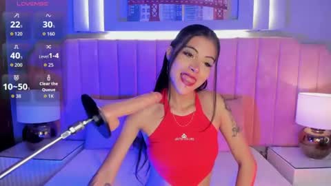 Snapshot of shelley_fox chatting on July 2026 07:13:01 PM Shell online show from July 2026 07:13:01 PM