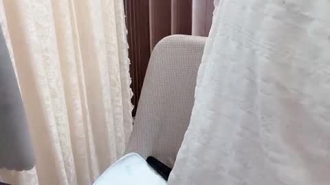 Shelly online show from November 2025 01:18:02 AM