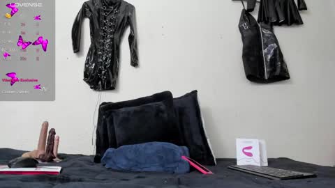 Snapshot of shengyi_blue chatting on February 2025 10:02:01 AM  anyela7773 online show from February 2025 10:02:01 AM