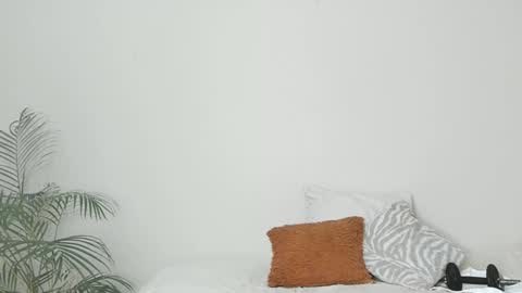 Snapshot of sherlyn_adams69 chatting on December 2024 01:17:02 PM Sherlyn Adams online show from December 2024 01:17:02 PM