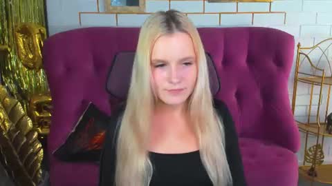 Snapshot of sherributlers chatting on July 2026 05:10:02 AM Sweet Sherri online show from July 2026 05:10:02 AM