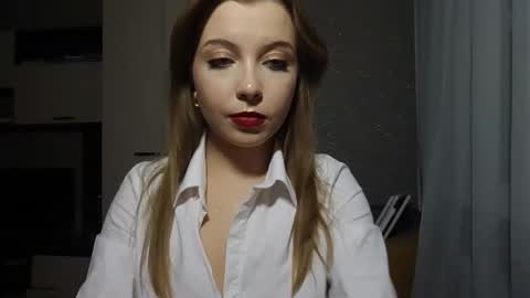 Sherry online show from December 2025 05:18:02 PM