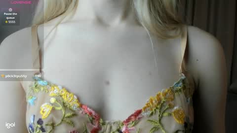 Snapshot of sherylllammey chatting on April 2026 08:57:02 PM Sara online show from April 2026 08:57:02 PM
