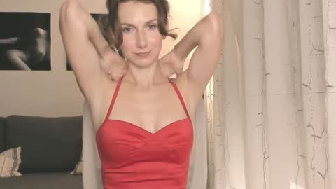 shesleepsnaked online show from November 2025 03:52:02 PM