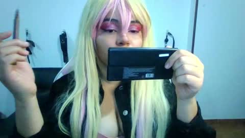 Snapshot of shineex chatting on February 2025 01:10:01 AM Shinee online show from February 2025 01:10:01 AM