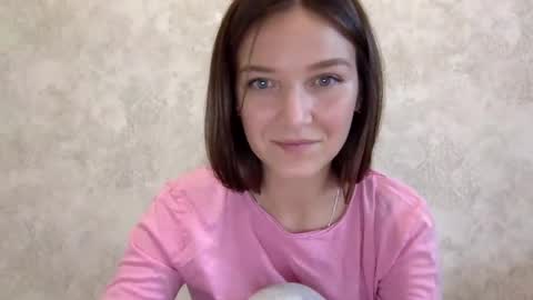 Jesica online show from September 2025 03:24:01 PM