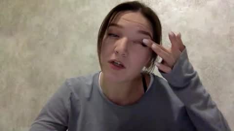 Jesica online show from December 2025 07:55:01 PM