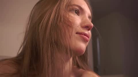 Nika online show from January 2025 12:19:02 PM