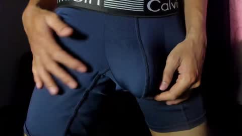 Elliot online show from January 2025 08:35:02 PM