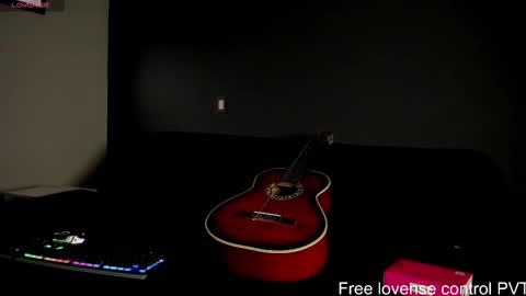 Elliot online show from March 2025 07:26:02 PM