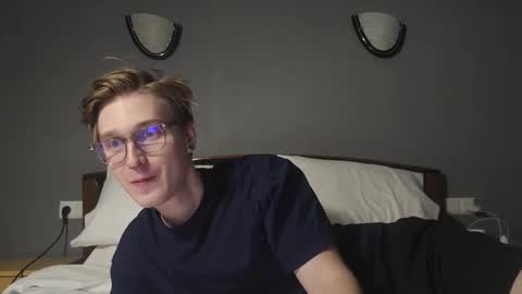 Snapshot of shirizo chatting on February 2026 08:56:02 PM Matthew online show from February 2026 08:56:02 PM