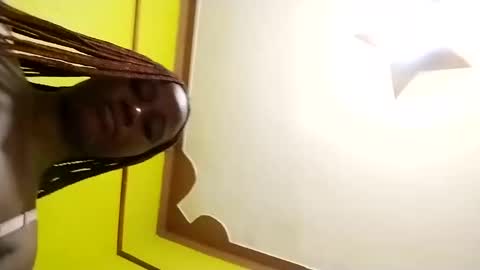 Shi-ro online show from January 2025 11:10:01 AM