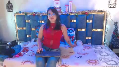 Shizuka online show from December 2025 01:11:01 AM