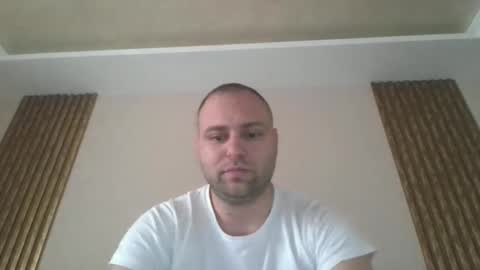 Snapshot of shmele_04 chatting on September 2025 07:42:01 AM shmele_04 online show from September 2025 07:42:01 AM