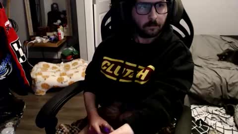 shoefreak69 online show from February 2026 12:53:01 AM