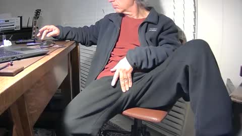 nikolas send dm for an appointment online show from March 2025 01:53:01 AM