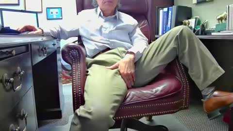 nikolas send dm for an appointment online show from April 2026 04:18:01 PM