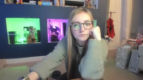 short sweetpea online show from December 2024 08:05:02 PM