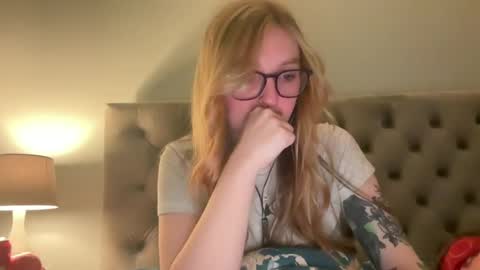 short sweetpea online show from February 2025 12:26:01 AM