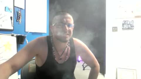 Snapshot of shortmel chatting on April 2026 02:10:02 PM shortmel online show from April 2026 02:10:02 PM