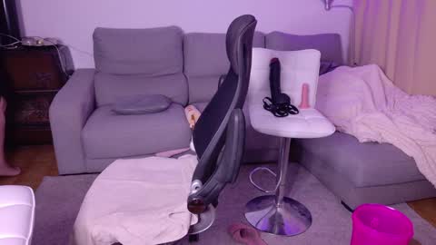 Snapshot of showmebbw chatting on January 2025 07:13:02 PM Mimi online show from January 2025 07:13:02 PM