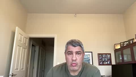 Chicago Guy online show from January 2025 09:08:02 PM