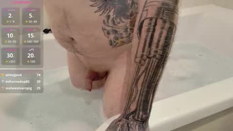 Snapshot of showoffjay46 chatting on February 2026 12:06:02 AM showofjay online show from February 2026 12:06:02 AM