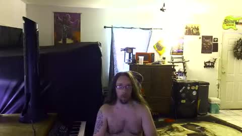 Snapshot of shredmancer chatting on May 2026 08:47:01 PM shredmancer online show from May 2026 08:47:01 PM