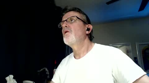 shrewtamer online show from December 2025 03:15:01 AM