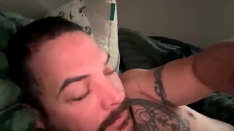 YeahBoi420 online show from October 2025 03:35:02 PM