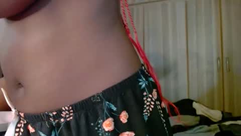 Snapshot of shugahnash chatting on December 2024 11:19:01 PM nash online show from December 2024 11:19:01 PM