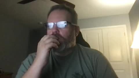 shughes740 online show from October 2025 12:01:02 AM