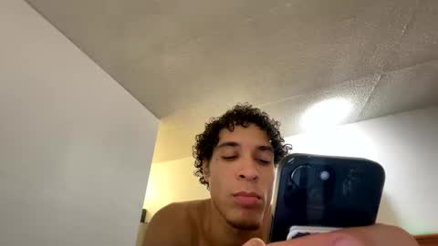 shurthingxx online show from January 2025 04:21:01 AM