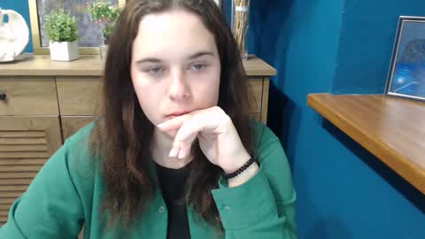 Snapshot of shy_lil chatting on September 2025 11:22:02 AM shy_lil online show from September 2025 11:22:02 AM