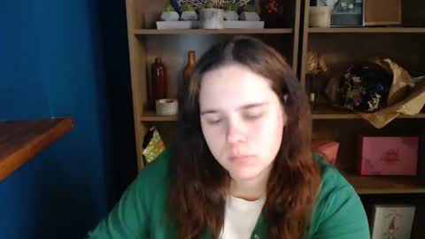 Snapshot of shy_lil chatting on October 2025 01:44:02 PM shy_lil online show from October 2025 01:44:02 PM