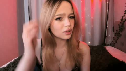 Snapshot of shy_meowmegan chatting on March 2026 08:58:02 PM Megan 3 online show from March 2026 08:58:02 PM