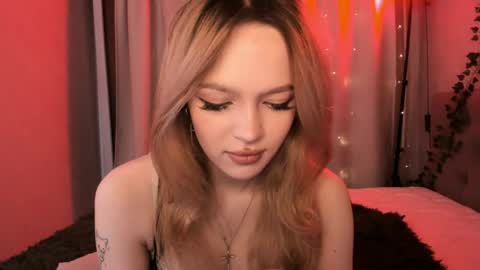 Snapshot of shy_meowmegan chatting on April 2026 09:13:01 PM Megan 3 online show from April 2026 09:13:01 PM