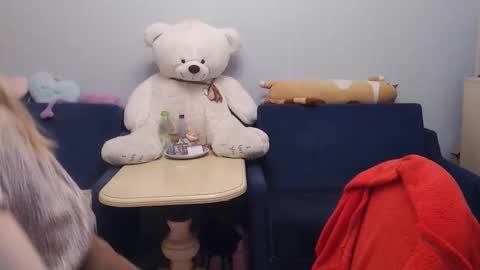 Snapshot of shy_moony chatting on February 2026 05:00:02 PM just Alex online show from February 2026 05:00:02 PM