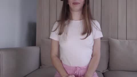 shy_schoolgirl_ online show from March 2025 03:18:02 PM