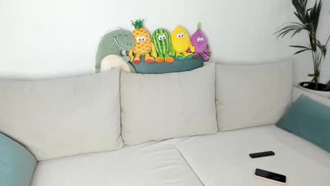 Anna online show from December 2024 09:29:02 AM