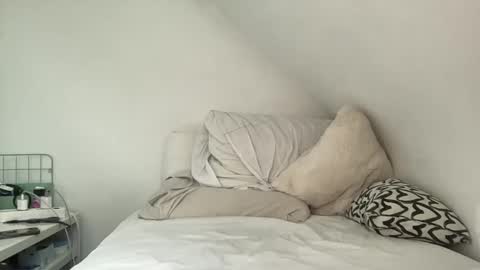 shybaby909 online show from March 2026 11:43:01 AM